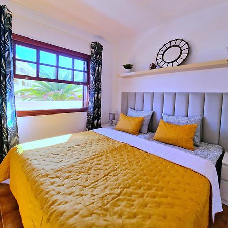 Strelitzia Apartment - Ocean View & Heated Pool Сан Мигель Экстерьер фото