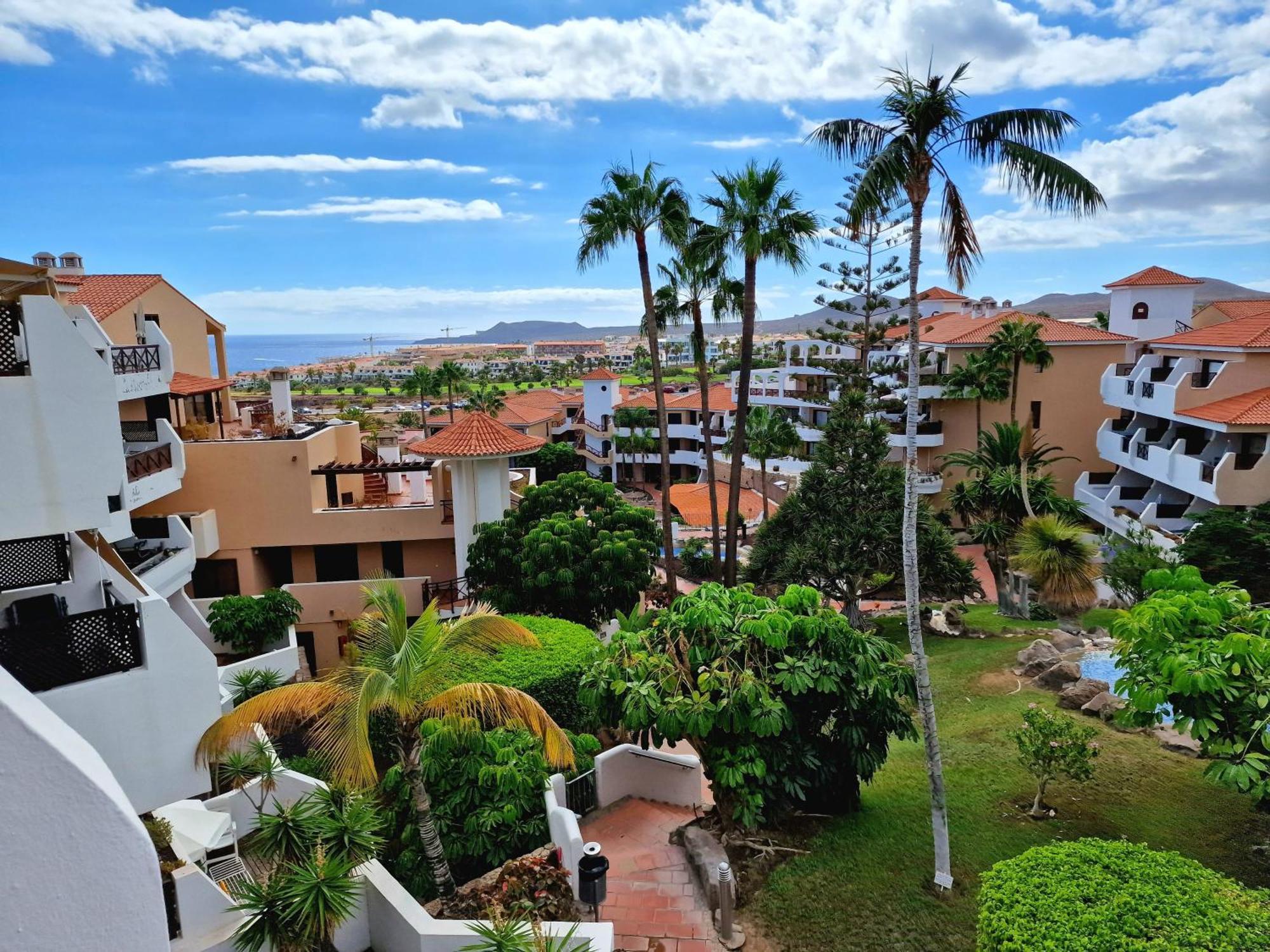 Strelitzia Apartment - Ocean View & Heated Pool Сан Мигель Экстерьер фото