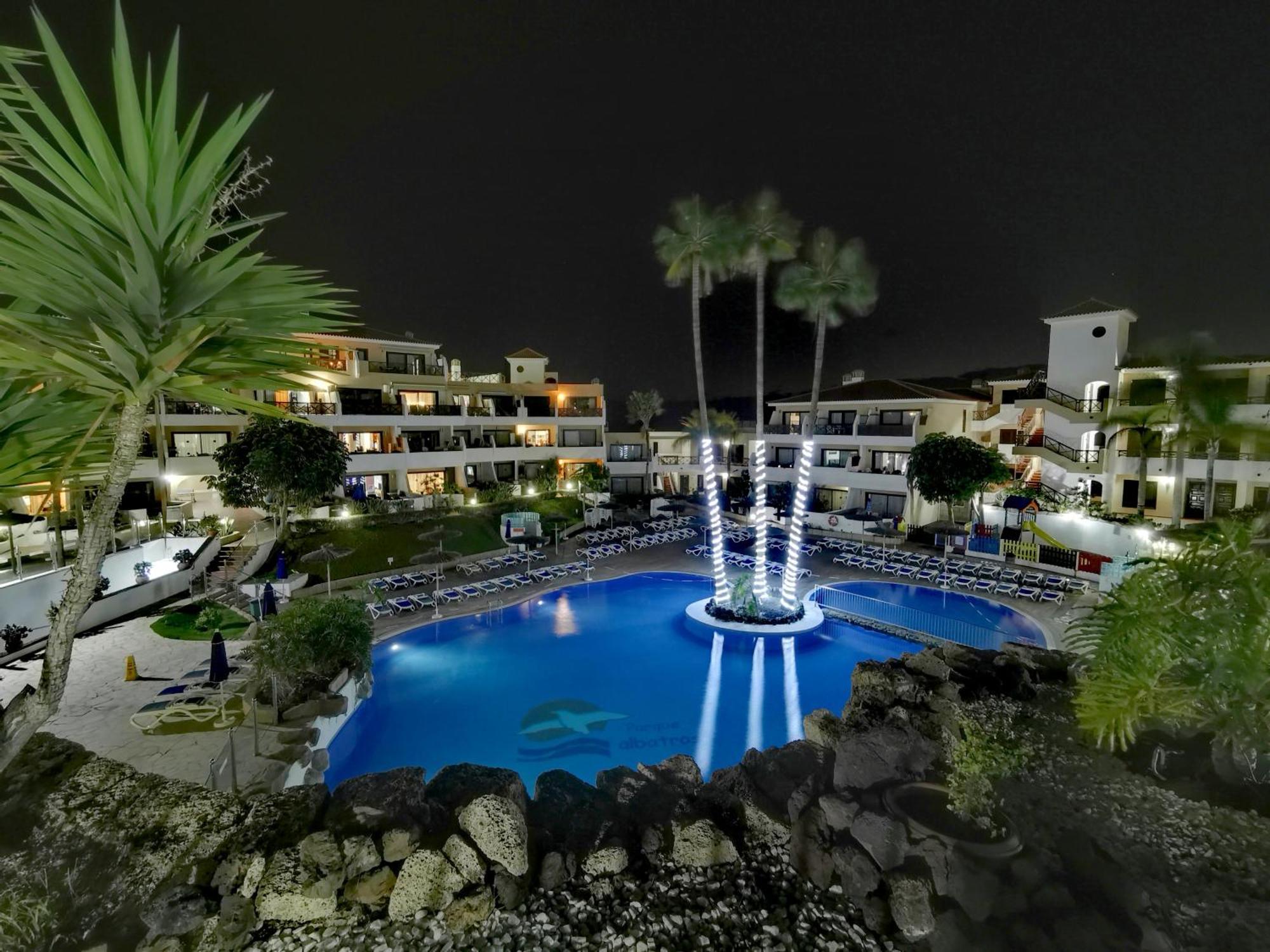 Strelitzia Apartment - Ocean View & Heated Pool Сан Мигель Экстерьер фото